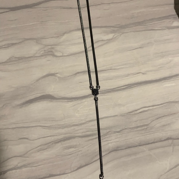 Kendra Scott Necklace - Picture 3 of 6